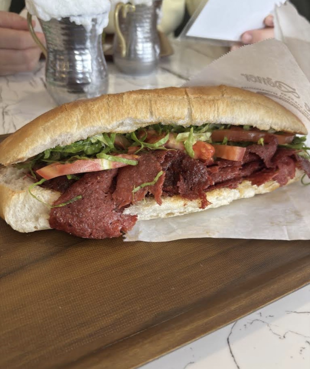 Ekmek Arası Sucuk Döner - Gamze Döner Afyon
